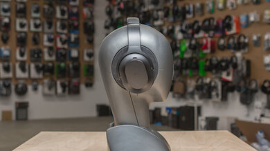 Razer Barracuda Pro Wireless Side Picture