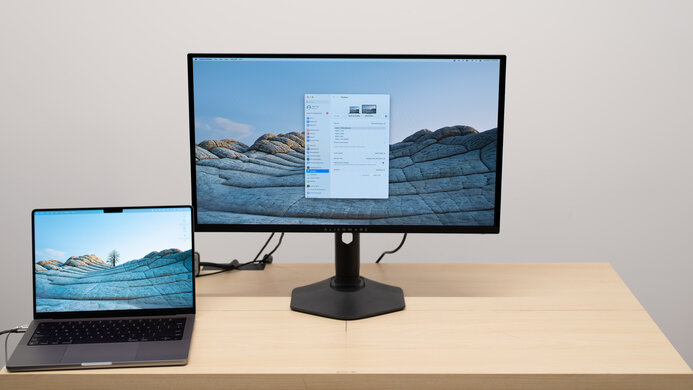 Dell Alienware AW2725DF Display Picture