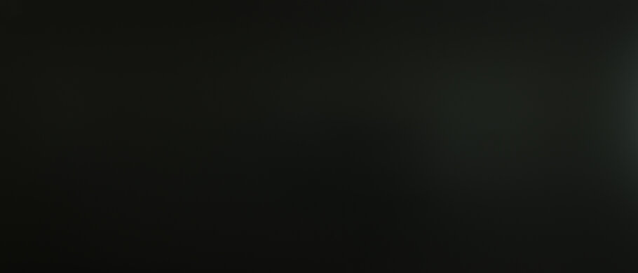 Dell UltraSharp U4021QW Average Room Off Picture