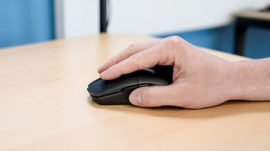 ASUS ROG Pugio II Fingertip Grip Picture