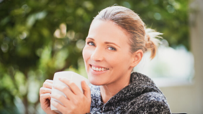 Samsung Odyssey G50A S27AG50 Average Room