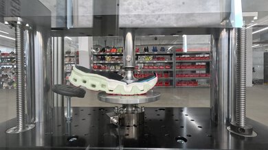 On Cloudmonster Hyper Forefoot Cushioning Picture