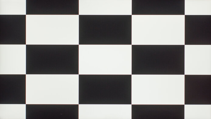 LG 32UL500-W Checkerboard Picture