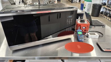 Samsung Bespoke ME90H1780R Picture