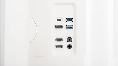 LG 32UD99-W Inputs 1