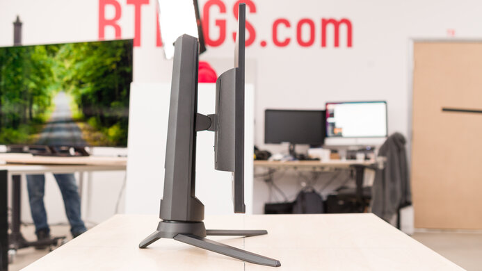 Samsung Odyssey G3 F27G35T Thickness Picture