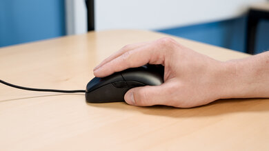 Microsoft Pro IntelliMouse Fingertip Grip Picture