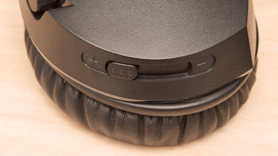 HyperX Cloud Stinger S Controls Picture