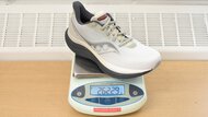 Saucony Triumph 23 Right Shoe Weight Photo
