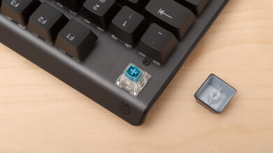 SteelSeries Apex 5 Build Quality Close Up