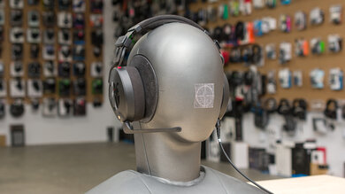 RØDE NTH-100M Angled Picture