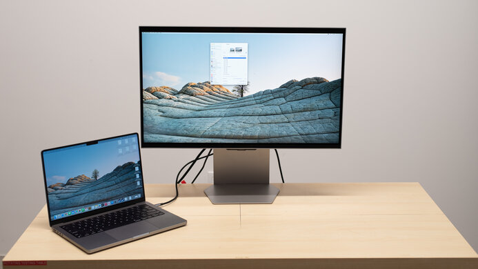 Samsung Odyssey 3D G90XF S27FG900X Display Picture