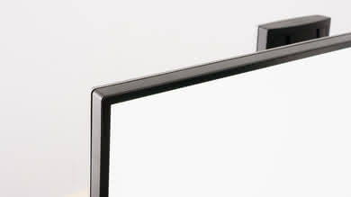 Dell U2718Q Borders Picture