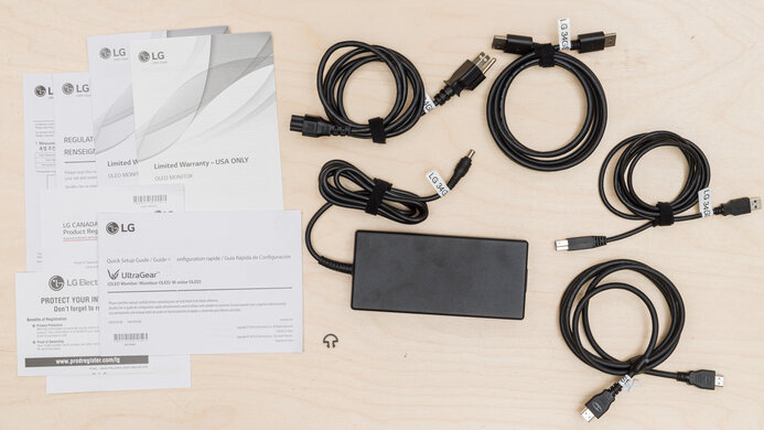 LG 34GS95QE-B In The Box Picture