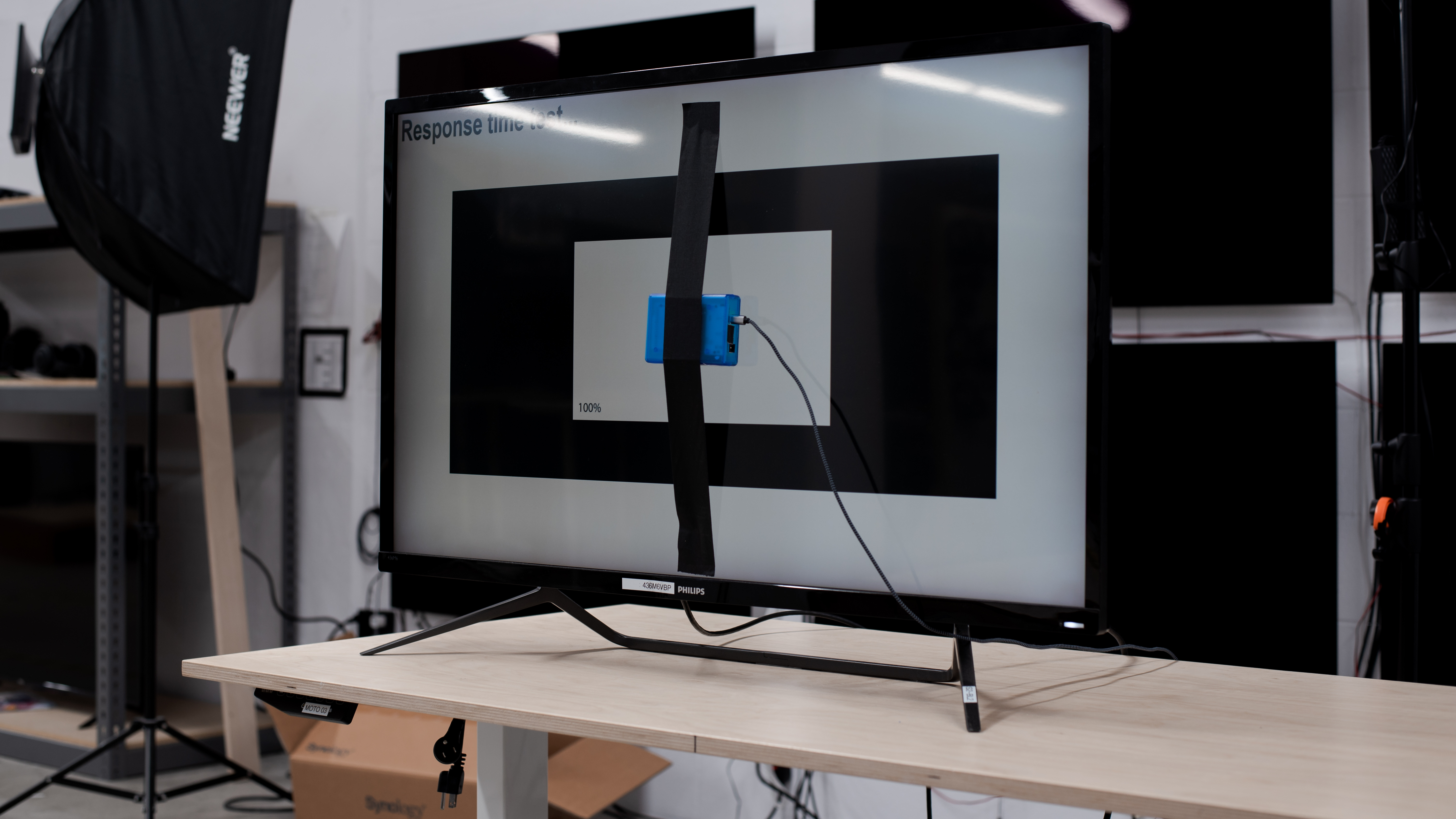 Soda776 PHILIPS 436m6vbpab/11 Philips 436M6VBPAB Momentum 43-Inch 4K FreeSync Monitor
