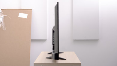 Toshiba Fire TV 2019 Thickness Picture