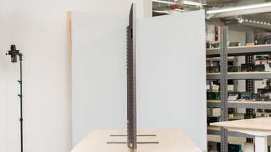 Sony BRAVIA 7 QLED Thickness Picture