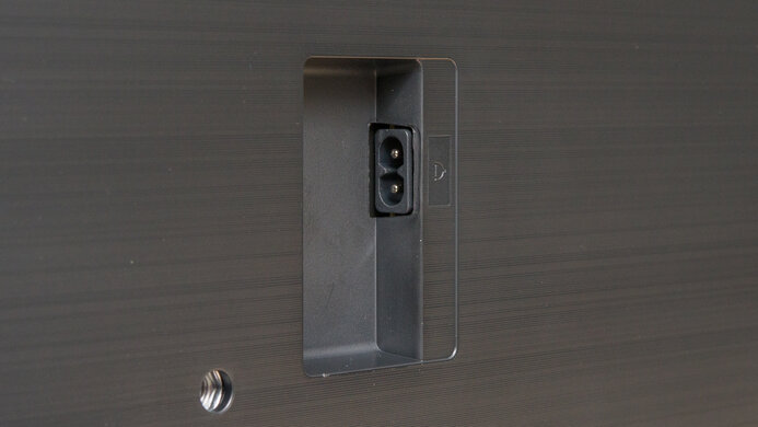 Samsung Smart Monitor M7 S43BM70 Inputs 2