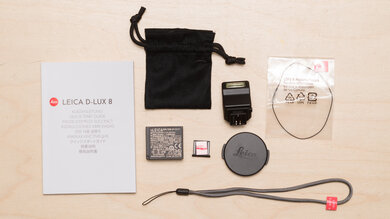 Leica D-Lux 8 In The Box Picture