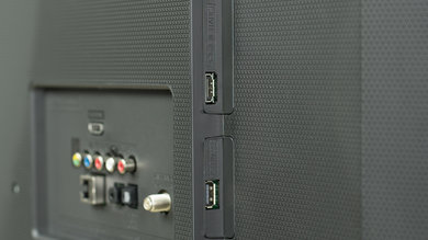 LG LH5700 Side Inputs Picture