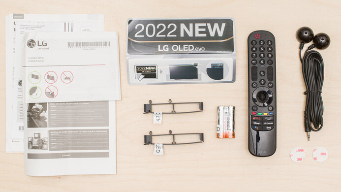 LG C2 42 OLED In The Box Picture