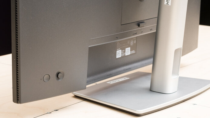 Dell P2425H Build Quality Picture