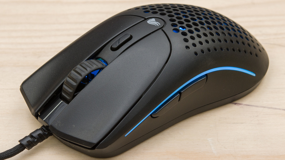 This Is My New FAVORITE Gaming Mouse - Glorious Model O Review