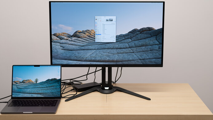 Gigabyte AORUS FO32U2P Display Picture