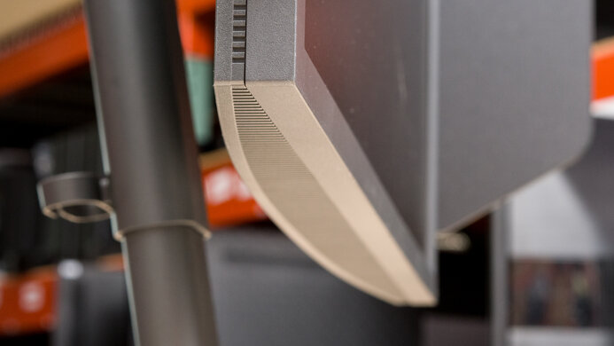 BenQ ZOWIE XL2586X Build Quality Picture