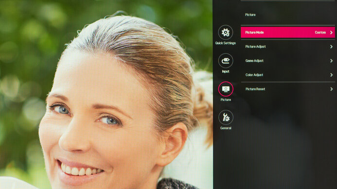 LG 32QN55T-B OSD Picture