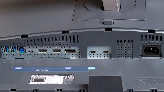 BenQ PD3225U Inputs 1