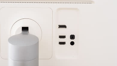 LG 27UK650-W Inputs 1