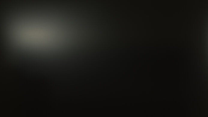 Gigabyte G32QC Average Room Off Picture