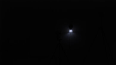 Hisense 75U8N Average Room Off Picture