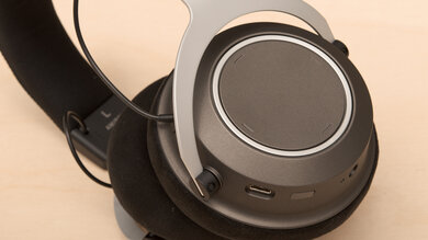 Beyerdynamic Amiron Wireless Controls Picture