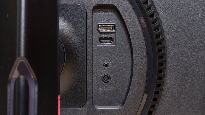 LG 24GS65F-B Inputs 1