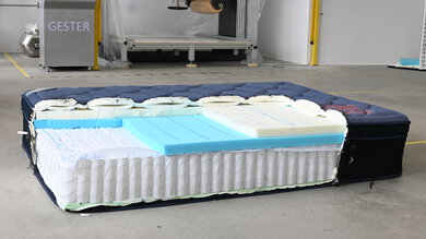 DreamCloud Luxe Hybrid Style Picture