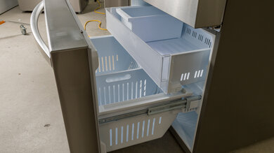 LG LRFLC2706S Interior Storage Photo 2