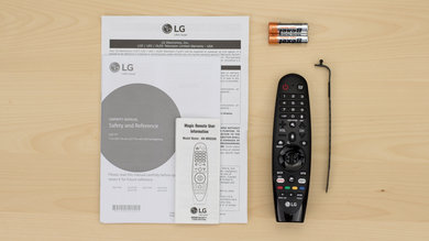 LG UJ7700 In The Box Picture