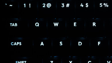 Logitech G515 LIGHTSPEED TKL White Shot