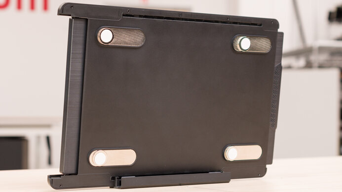 Mobile Pixels TRIO Back Picture