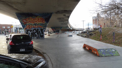 KODAK PIXPRO AZ528 Sample Gallery - Skate Park 