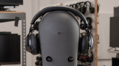 JBL CLUB 700BT Wireless Rear Picture