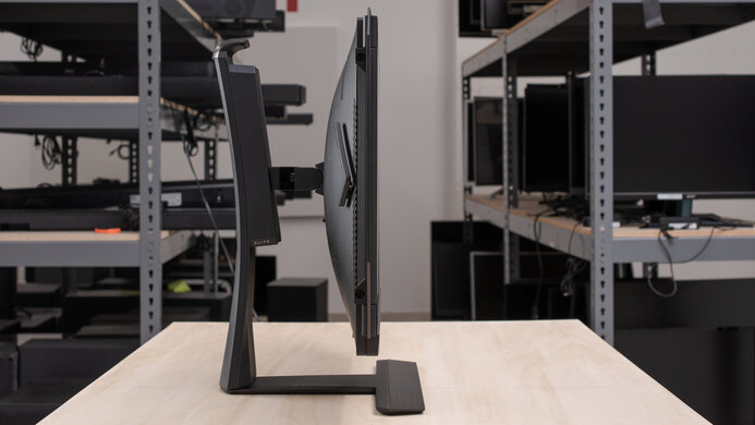 ViewSonic Elite XG270QG Thickness Picture