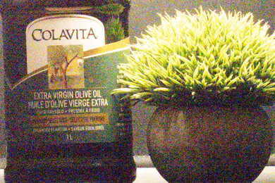 OM SYSTEM OM-5 Noise Scene Crop