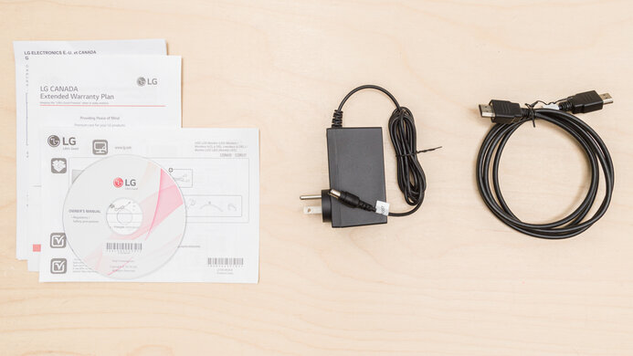 LG 32QN55T-B In The Box Picture