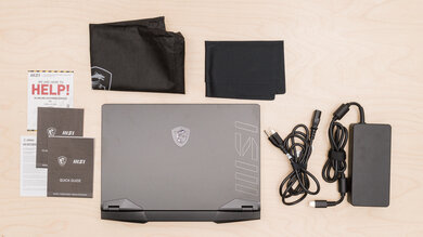 MSI Raider GE67 HX (2022) In The Box Photo