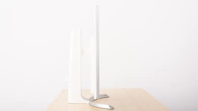 LG 32UD99-W Thickness Picture