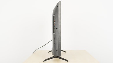 Vizio D Series 1080p 2017 Thickness Picture