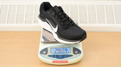 Nike Winflo 11 Right Shoe Weight Photo